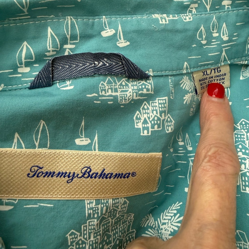 Tommy Bahama Men’s Tropical Print Turquoise Button Down Shirt - Picture 2 of 7